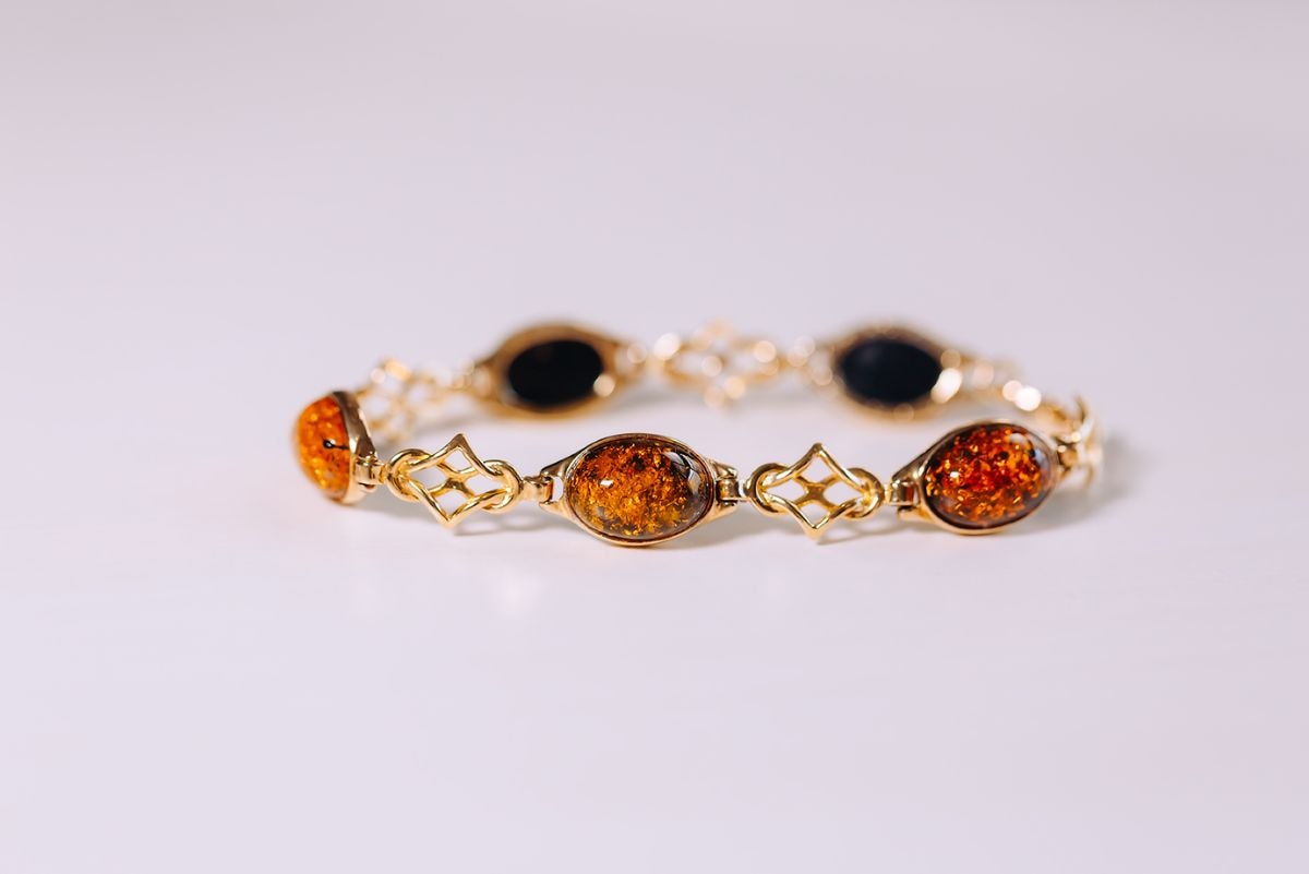 سوار كهرمان البلطيق مطلي بالذهب من الفضة – أناقة - 1